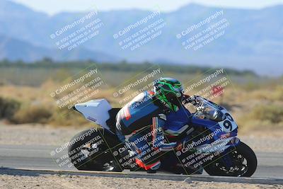 media/Mar-23-2025-CVMA (Sun) [[674f32b282]]/Race 17-Formula Middleweight (HOLESHOT)/